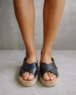 ALOHAS Espadrille Crossed Noir - Fabriqué Main -Clothing Discounts Store 4DF78288 DE56 495B A1E8 71C11C85BAC1