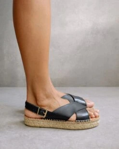ALOHAS Espadrille Crossed Noir - Fabriqué Main -Clothing Discounts Store 8E21C598 3E13 417C A960 64FD9A71007D