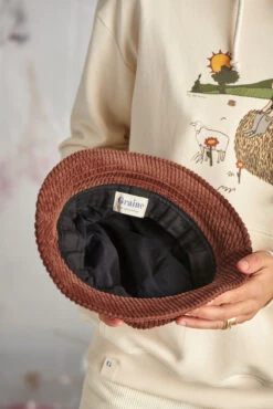 Bob En Velour Cotelé Chocolat En Coton Biologique - Fabriqué Au Portugal