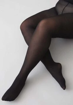 Swedish Stockings Collant Opaque Noir OLIVIA - 60 Deniers - Polyamide Recyclé -Clothing Discounts Store Collant Opaque Noir1 OLIVIA femme1 jpeg
