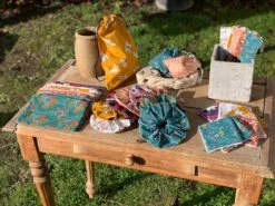 Pochette Alice Fermeture éclair Imprimé Fleuri En Coton Biologique GOTS - Cousu à La Main à L'Ile D'Oléron (France)