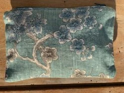 Pochette Alice Fermeture éclair Imprimé Fleuri En Lin Français - Cousu à La Main à L'Ile D'Oléron (France) -Clothing Discounts Store IMG 9820