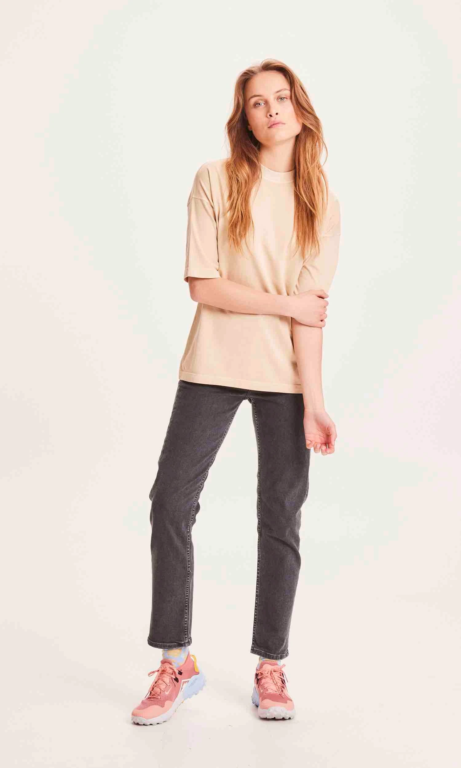 Jean Mom IRIS - En Noir - En Coton Biologique 3 Jean Mom IRIS - En Noir - En Coton Biologique