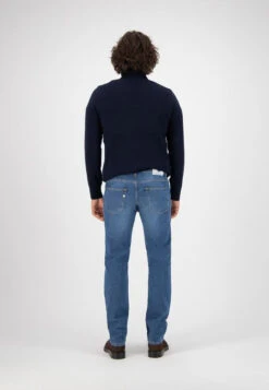 Jean Coupe Classique REGULAR BRYCE - Plusieurs Couleurs - En Coton Recyclé Et Biologique -Clothing Discounts Store Men Ethical Jeans Regular Bryce Authentic Indigo Fullback 540x778 3ece420d 5861 46f2 b362 2ffafb7e088f