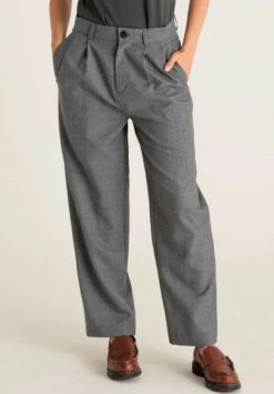 Pantalon Carotte Mixte CAMBRIDGE - Plusieurs Coloris - En Laine Vierge -Clothing Discounts Store Pantalon carotte Mixte gris