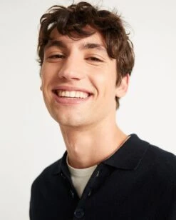 Thinking Mu Pull Col Polo Homme VINCENT - En Plusieurs Coloris - En Coton Bio -Clothing Discounts Store Pull Homme en Coton bio VINCENT MARINE ThinkingMu zoomvisage