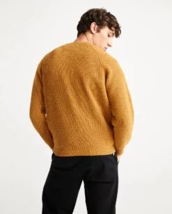 Thinking Mu Pull Homme ANTEROS - En Plusieurs Coloris - En Laine RWS -Clothing Discounts Store Pull Homme en Laine grosse maille Antheros Moutarde vuededos 911167ff 6b74 43bb 918a 59b46b907c12