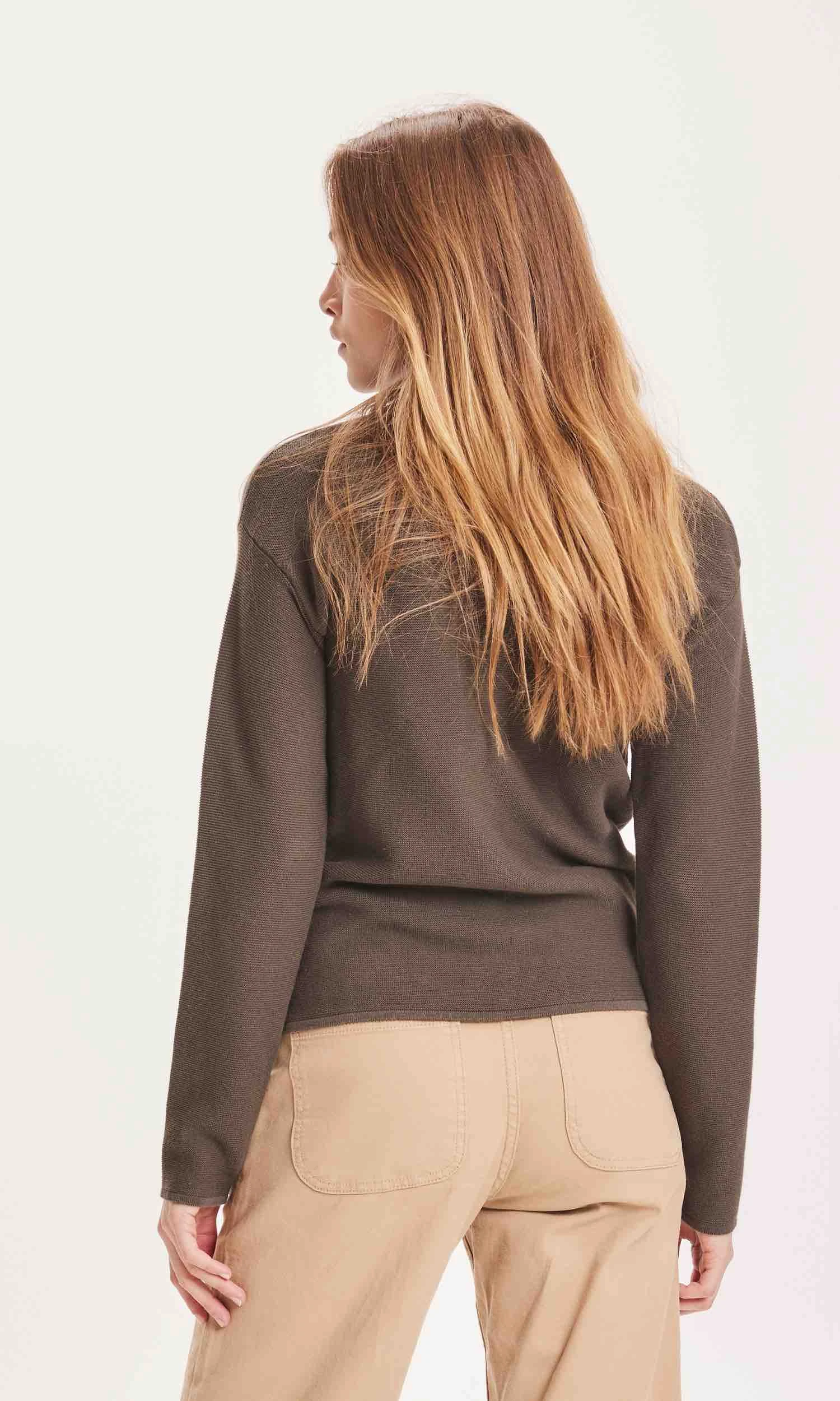 Pull En Coton Bio Femme FORREST - Couleur Kaki Foncé 5 Pull En Coton Bio Femme FORREST - Couleur Kaki Foncé - Image 3