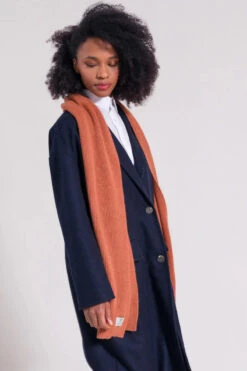 Rifo Echarpe En Cachemire FEDERICO - En Plusieurs Coloris - Matières Recyclés -Clothing Discounts Store Recycled cashmere scarf Federico 50 800x1200 crop center 6d1456be 9526 45ae bc94 5b47cb869cbe