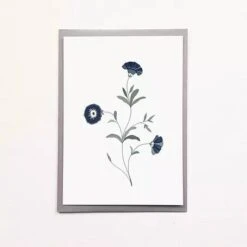 Affiche Sérigraphie A5 - Plusieurs Dessins - En Papier Certifié FSC 12 Affiche Sérigraphie A5 - Plusieurs Dessins - En Papier Certifié FSC -Clothing Discounts Store affiche serigraphie a5 fleurs bleues