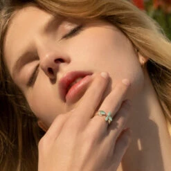 Bague Fleur Femme FLORES - Avec Pierre Naturelle 11 Bague Fleur Femme FLORES - Avec Pierre Naturelle -Clothing Discounts Store bague aventurine flores porte AUFLBGAEok 1000x1000q90