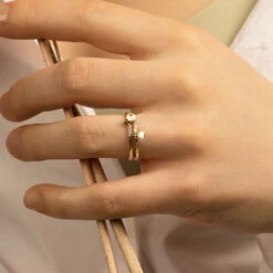 Bague Pendentif Femme PAMPILLE - En Pierre Naturelle Et Laiton Doré à L'or Fin 24 Carats -Clothing Discounts Store bague pendentife pampille howlite