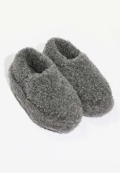 Chausson Moumoute SIBÉRIE - En Plusieurs Coloris - En Laine 15 Chausson Moumoute SIBÉRIE - En Plusieurs Coloris - En Laine -Clothing Discounts Store chausson moumoute gris fone