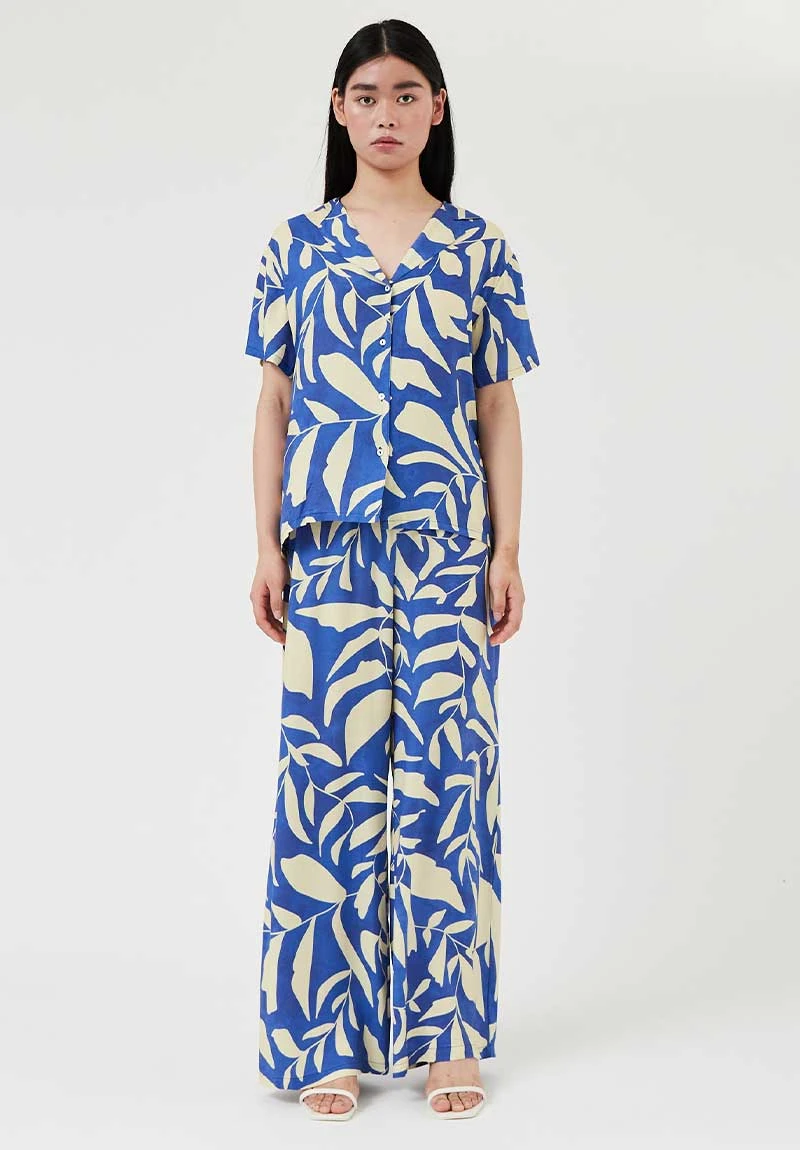 AMT Chemise Manches Courtes LEAVES - En Viscose Eco Vero 5 AMT Chemise Manches Courtes LEAVES - En Viscose Eco Vero - Image 3