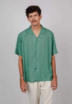 Brava Fabrics Chemisette Homme ALOHA CHILI - En Viscose Ecovero