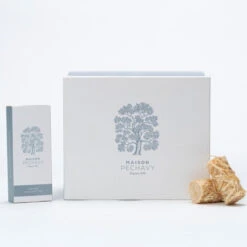 Coffret Allume Feu écologique Et Allumettes En Peuplier - En Plusieurs Coloris -Clothing Discounts Store coffret allume feu ecologique et allumettes en peuplier blanche basic a84cbd67 908e 4a4b bada a8e744511f9e