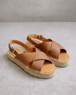ALOHAS Espadrille Crossed Camel - Fabriqué Main -Clothing Discounts Store crossed camel espadrilles alohas 636310 1900x f0da9198 a532 49c0 a709 088965ae1f42