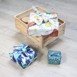 Furoshiki MONKEY - Polyester Recyclé - Fabriqué En France -Clothing Discounts Store furoshiki exemples