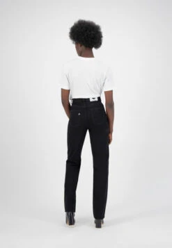 Jean Jambes Larges Femme RELAX ROSE - En Plusieurs Coloris - En Coton Bio Et Coton Recyclé 20 Jean Jambes Larges Femme RELAX ROSE - En Plusieurs Coloris - En Coton Bio Et Coton Recyclé -Clothing Discounts Store jean jambes larges relax rose MUD JEANS noir dos