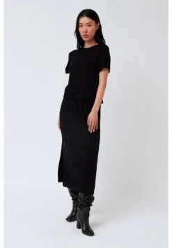 AMT Jupe Mi Longue Fendue LULA - En Noir - En Modal