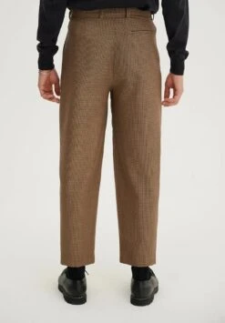 Pantalon Carotte Mixte CAMBRIDGE - Plusieurs Coloris - En Laine Vierge -Clothing Discounts Store pantalon cambridge taupe