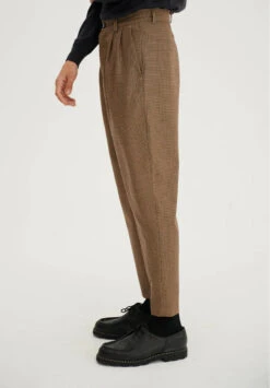 Pantalon Carotte Mixte CAMBRIDGE - Plusieurs Coloris - En Laine Vierge -Clothing Discounts Store pantalon cambridge taupe1