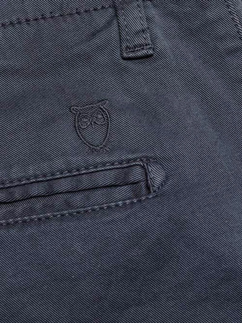 Pantalon Chino Droit Homme CHUCK - En Bleu Marine - En Coton Bio GOTS 6 Pantalon Chino Droit Homme CHUCK - En Bleu Marine - En Coton Bio GOTS - Image 4