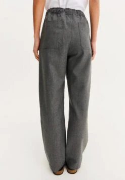 Pantalon Habillé Fluide TENERIF - En Laine Vierge - Couleur Gris 10 Pantalon Habillé Fluide TENERIF - En Laine Vierge - Couleur Gris -Clothing Discounts Store pantalon habille fluide unisexe