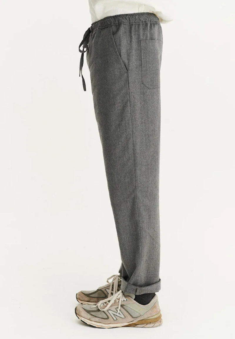 Pantalon Habillé Fluide TENERIF - En Laine Vierge - Couleur Gris 5 Pantalon Habillé Fluide TENERIF - En Laine Vierge - Couleur Gris - Image 3