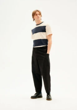 Thinking Mu Pantalon Homme MAX - Couleur Noir - En Coton Biologique