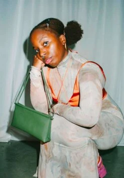 Pochette Vegan Femme BAGUETTE - En Plusieurs Coloris - En Cuir Vegan