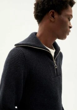 Thinking Mu Pull Col Camionneur Homme HELIO - En Plusieurs Coloris - Fabriqué En Espagne -Clothing Discounts Store pull col camionneur homme bleu