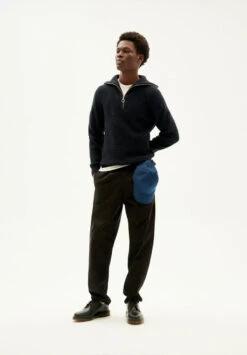 Thinking Mu Pull Col Camionneur Homme HELIO - En Plusieurs Coloris - Fabriqué En Espagne -Clothing Discounts Store pull col camionneur homme bleu1