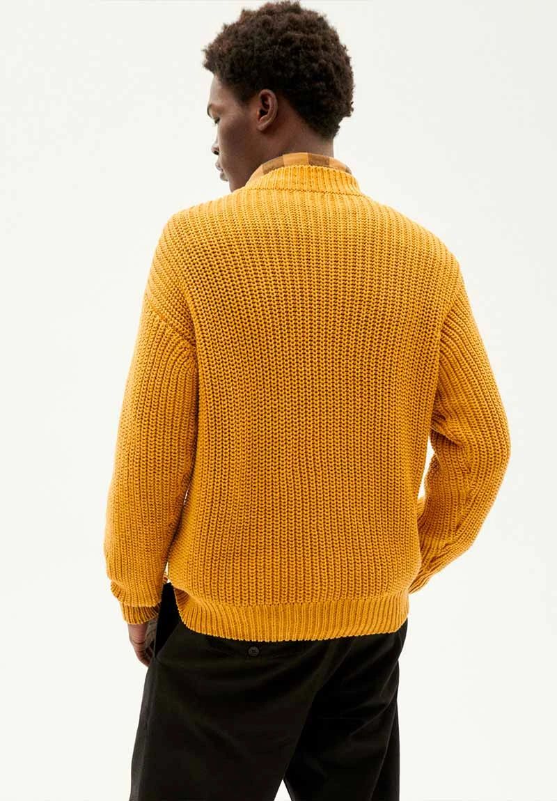 Thinking Mu Pull En Maille Homme JUILO - En Matières Recyclés - Couleur Moutarde 5 Thinking Mu Pull En Maille Homme JUILO - En Matières Recyclés - Couleur Moutarde - Image 3