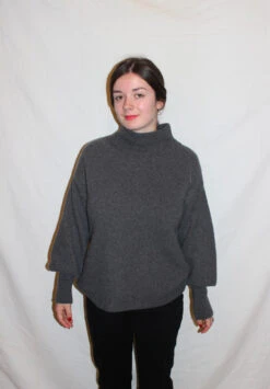 Pull Manches Bouffantes CONFY - En Plusieurs Coloris - En Laine -Clothing Discounts Store pull manches bouffantes confy gris fonce2