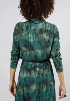 Brava Fabrics Robe Col Mao MOSS - En Viscose EcoVero - Couleur Vert Sapin -Clothing Discounts Store robe col mao verte femme2