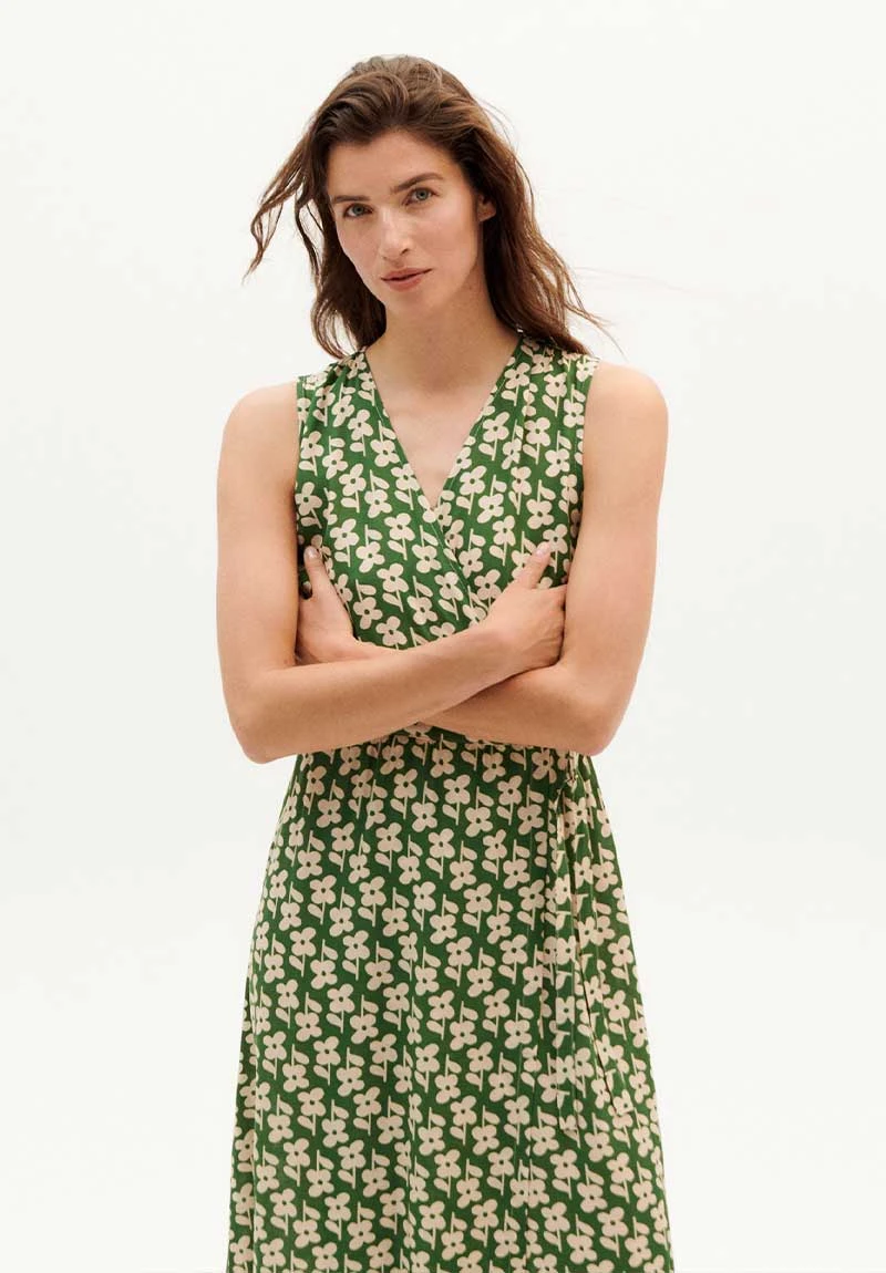 Thinking Mu Robe Cache Coeur Fleurie AMAPOLA - En Vert - En Viscose EcoVero 5 Thinking Mu Robe Cache Coeur Fleurie AMAPOLA - En Vert - En Viscose EcoVero - Image 3