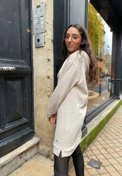 Robe Sweat Capuche Oversize NOE- En Plusieurs Coloris - En Tissus Upcyclés -Clothing Discounts Store robe sweat capuche oversize beige3