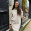 Robe Sweat Capuche Oversize NOE- En Plusieurs Coloris - En Tissus Upcyclés -Clothing Discounts Store robe sweat capuche oversize beige4