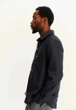 Surchemise En Laine Vierge Mixte LENO - Couleur Marine -Clothing Discounts Store surchemise en laine vierge marine1