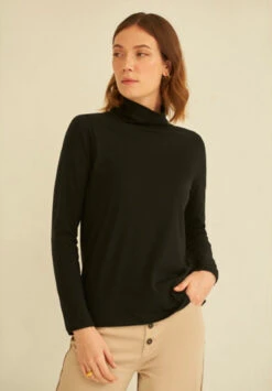 T-shirt Col Roulé BASIECO - En Noir - En Coton Bio Et Modal