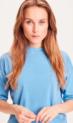 T-shirt Femme NUANCE BY NATURE VIOLET - En Bleu - En Coton Biologique -Clothing Discounts Store t shirt oversize femme nuance by nature violet bleu