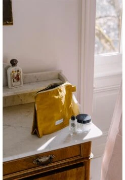Trousse De Toilette ALEX - En Plusieurs Coloris - En Coton Bio -Clothing Discounts Store trousse de toilette jaune